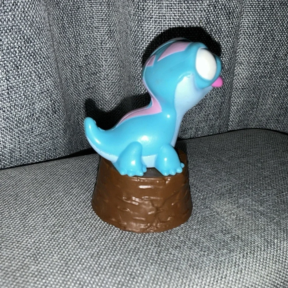 Fisher Price Little People Rare Bruni Frozen 2 Fire Spirit Lizard Snowflake